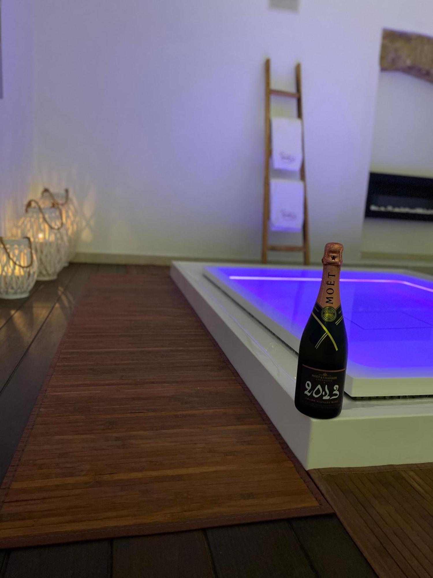Suite87 Mesagne Exterior foto